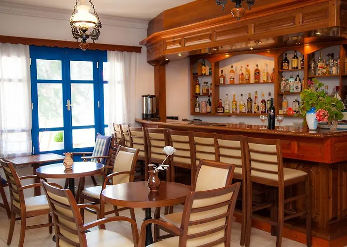 Blue Waves 3* Kyra Panagia