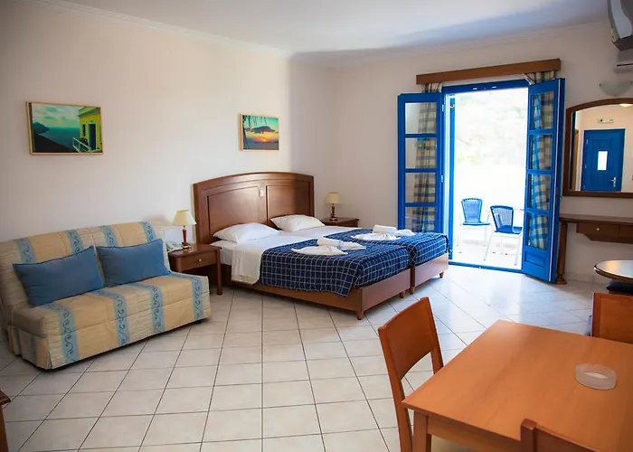 Blue Waves 3* Kyra Panagia