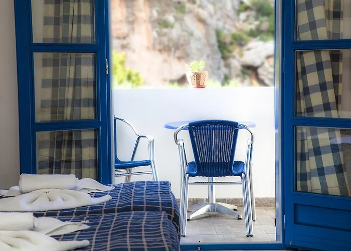 Blue Waves Aparthotel Kyra Panagia